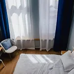 The Layhead Hotel *