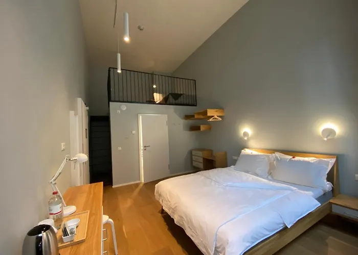 Hotel The Layhead *