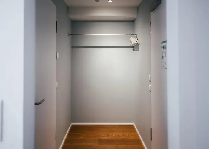 The Layhead Hotel *