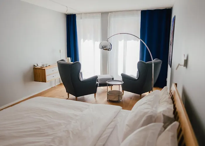 The Layhead Hotel