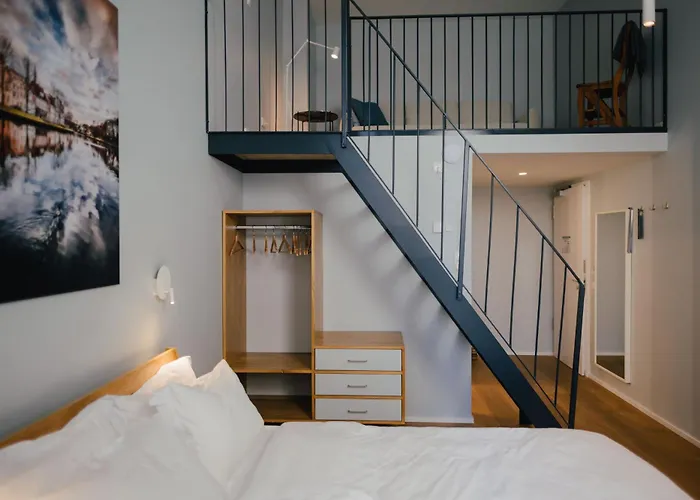 The Layhead Hotel